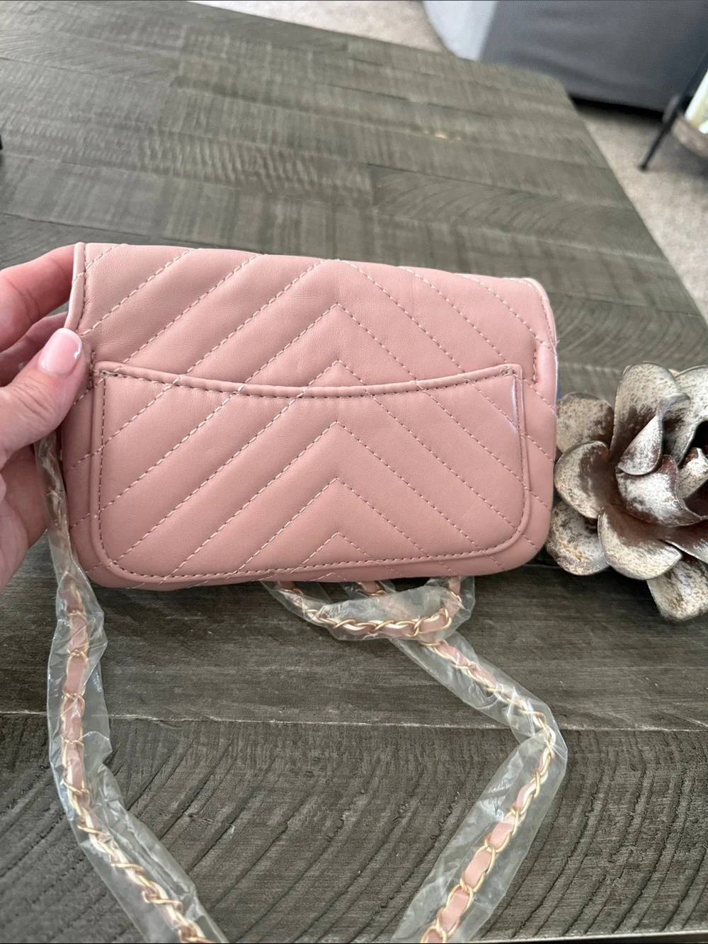 Badgley Mischka Dusty Pink Chevron Quilted Crossbody - Vegan Leather - New!!